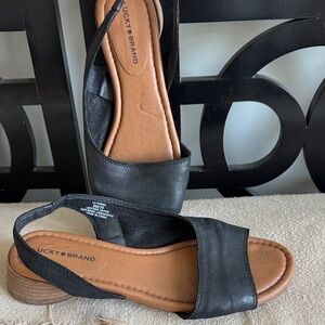 Lucky Brand Black Open-Toe Slingback Sandals with Tan Insole